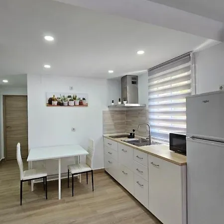 Trajano Apartment Santiponce