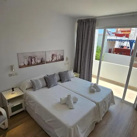 Trajano Apartment Santiponce